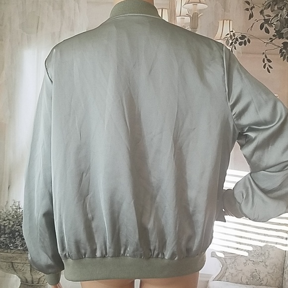 CARLI BYBEL X MISSGUIDED - Picture 7 of 8